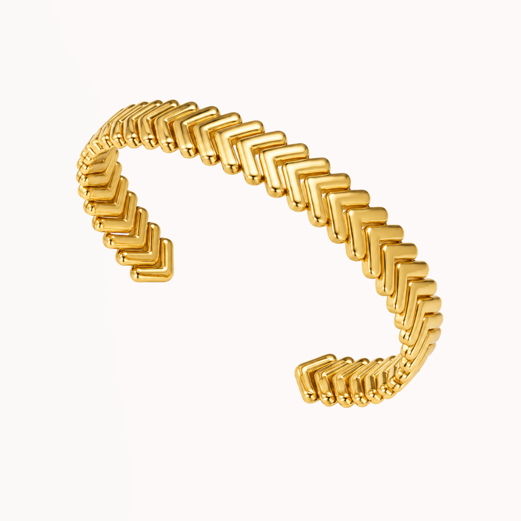 Lizzy Cuff