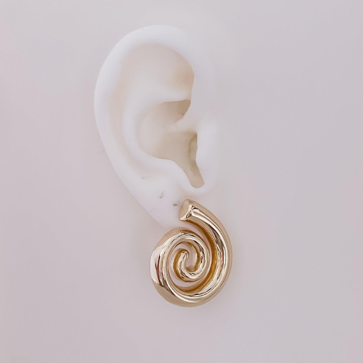 Conch Pins