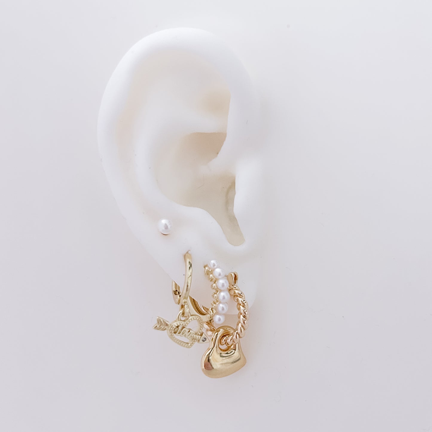 Pearl Studs