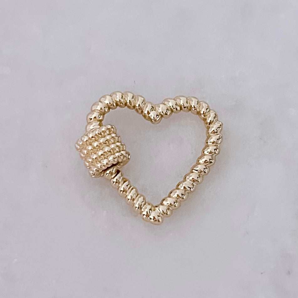 Twisted Heart Connector