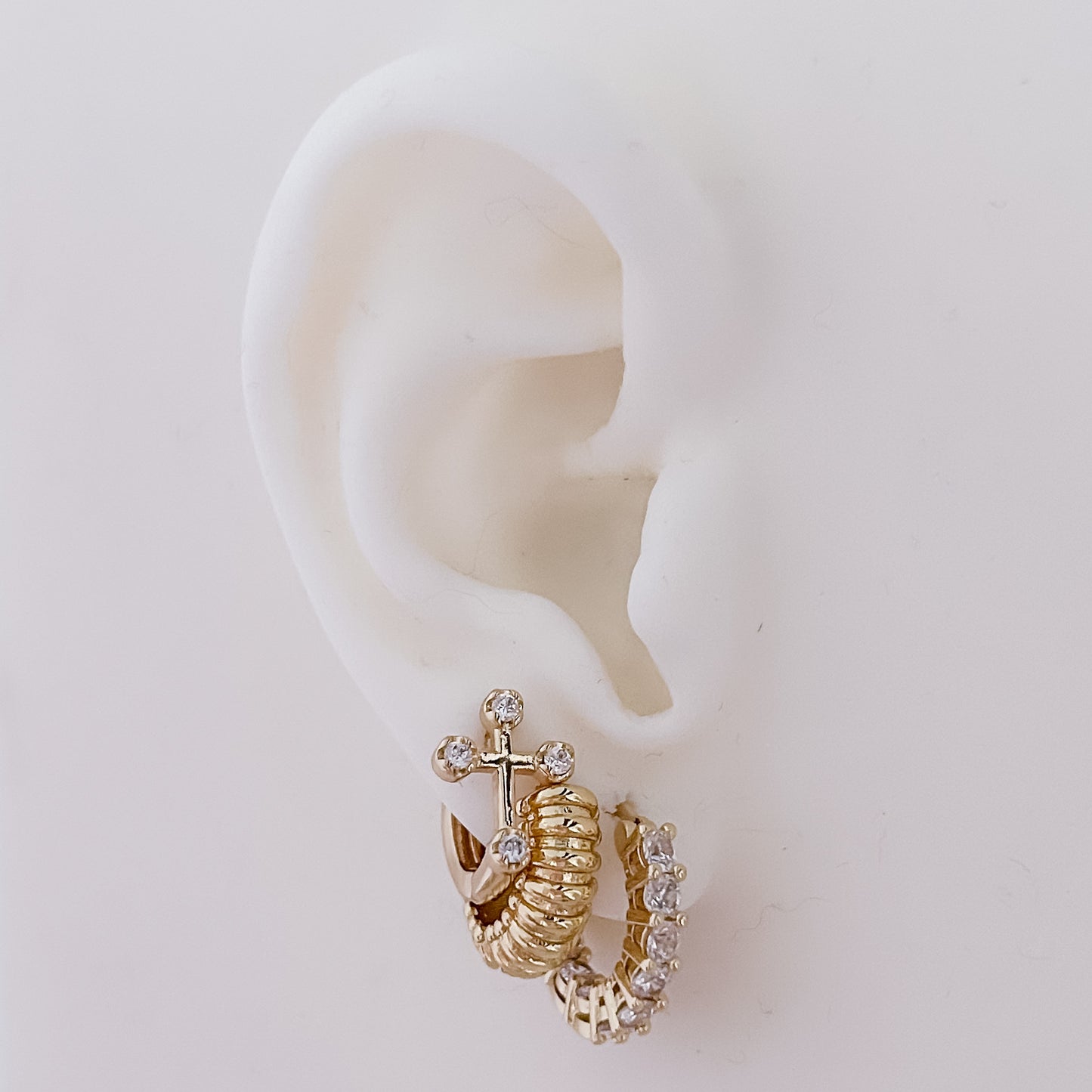 Mila Hoops
