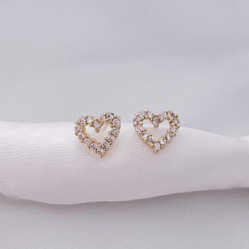 Glamour Heart Pin