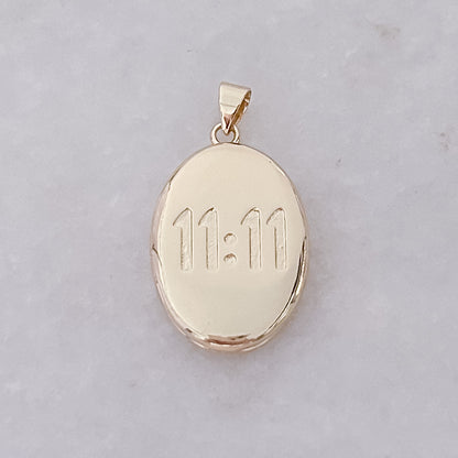 11:11 locket - Charm