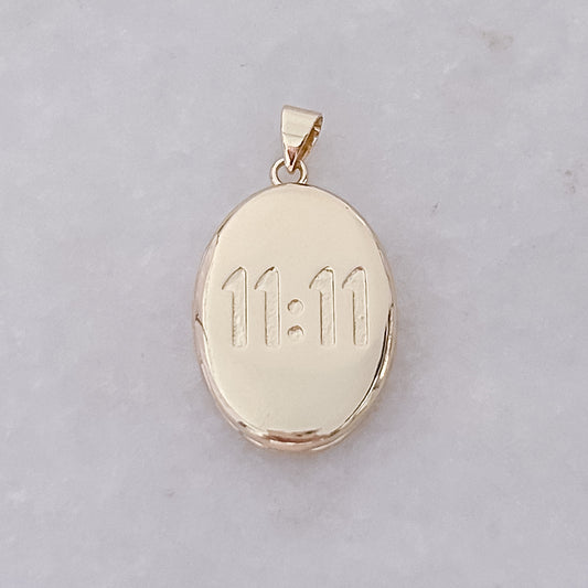 11:11 locket - Charm
