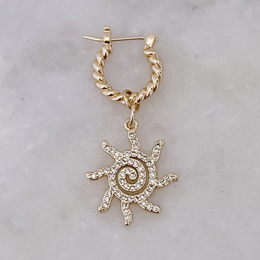 Sparkling Sun Twisted Hoop