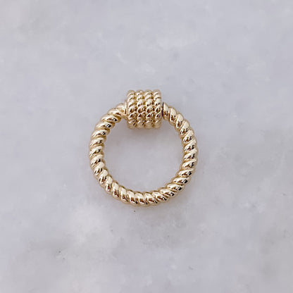 Twisted Hoop Connector