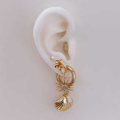 Gold Flower Pins