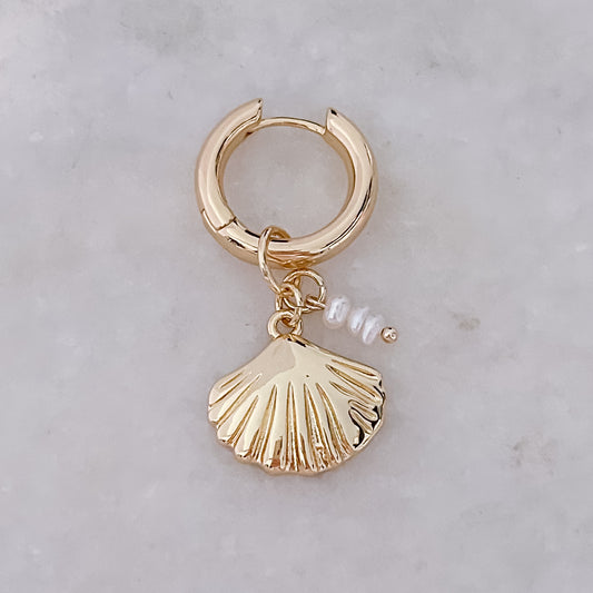 Shell + Pearls - Basic Bold Hoop