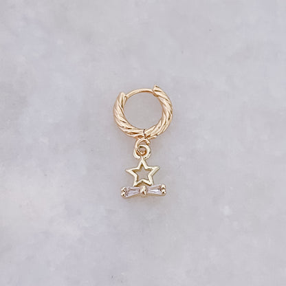 Tiny Twisted Star Bow