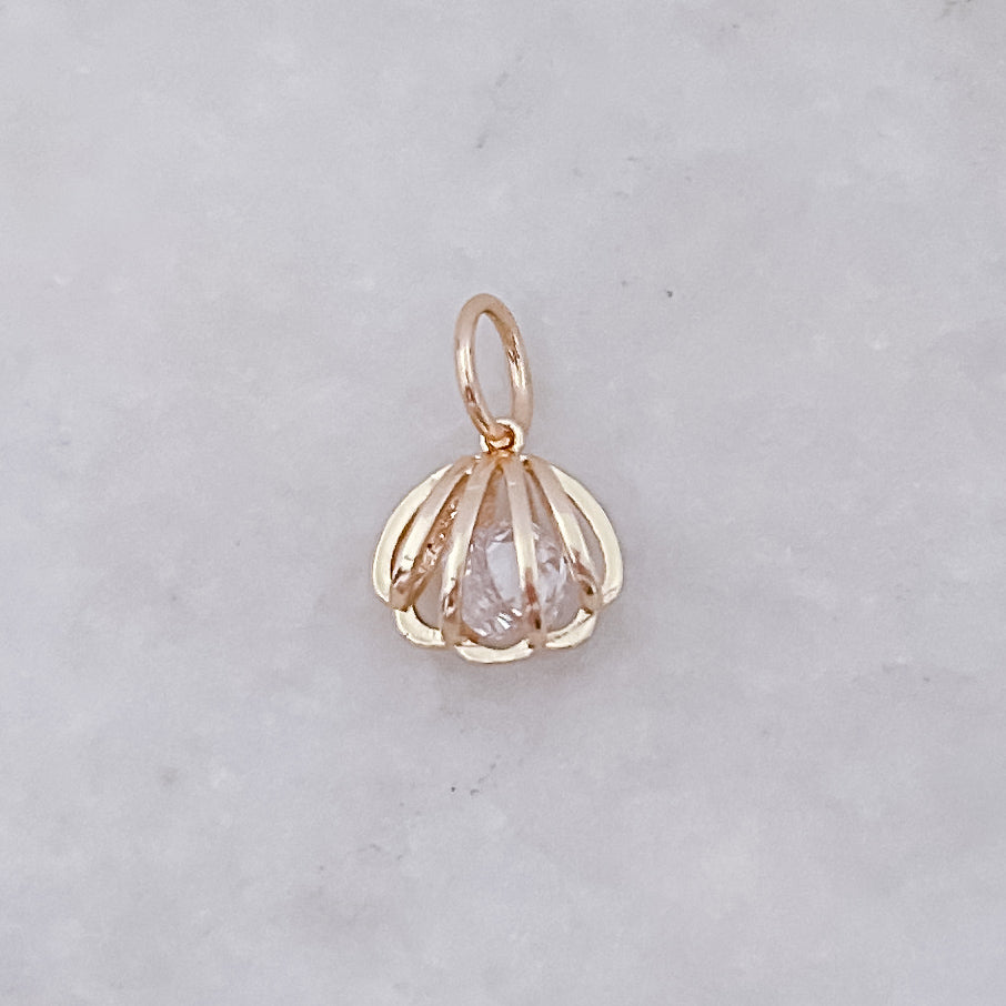 Diamond Shell - Charm
