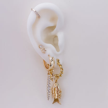 Tiny Glowing Star Hoop