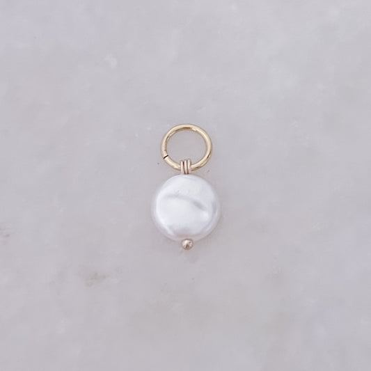 Flat Pearl - Charm