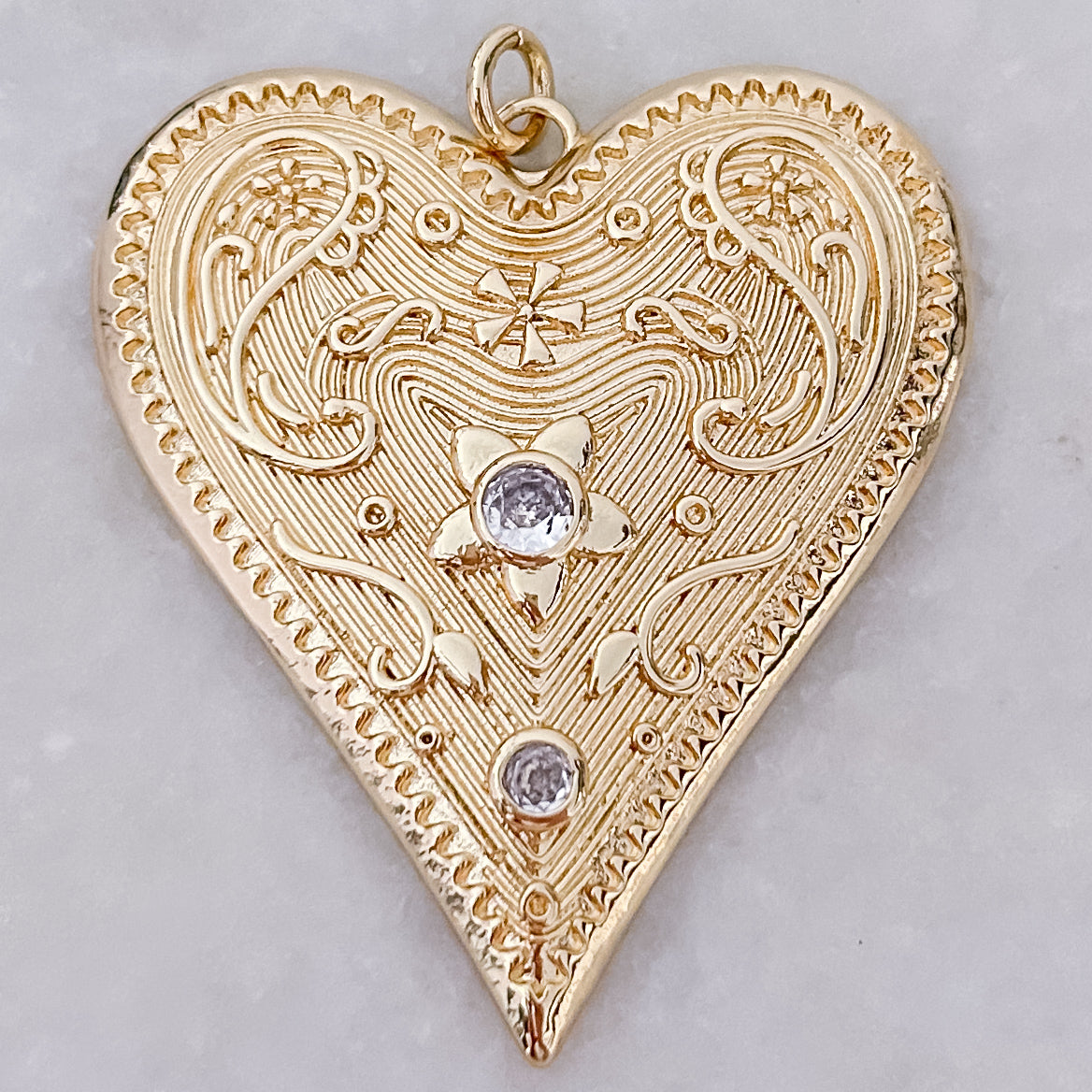 XL Vintage Heart - Charm