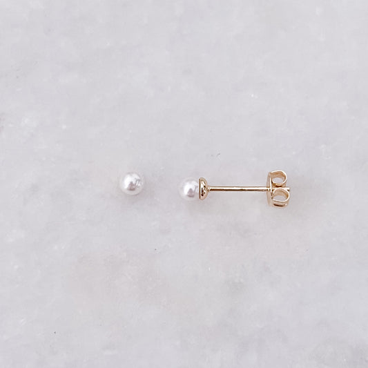 Pearl Studs